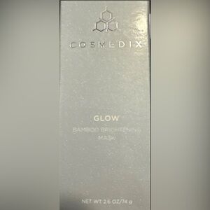COSMEDIX Glow Mask. Made from bamboo root and niacinamide.